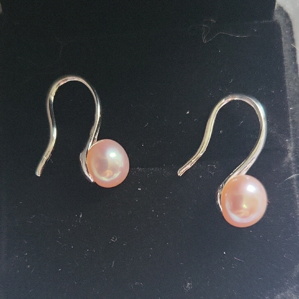 LOW START!!! New Genuine Pearl Drop Earrings - Picture 4 of 4